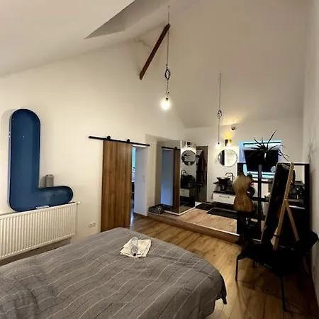 Francky House